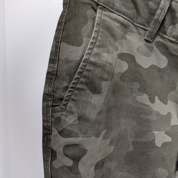 Eddie Bauer Boyfriend Slim Legend Wash Stretch Camouflage Long Pants - Picture 8 of 15